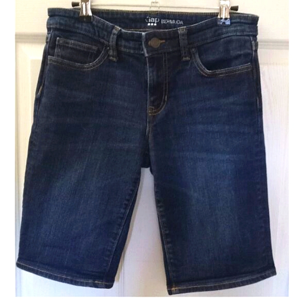 GAP Jean Shorts Size 2